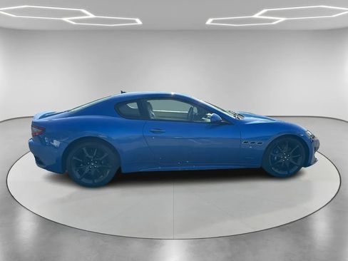 Used 2013 Maserati GranTurismo Sport image 4