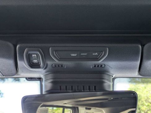 Used 2021 Jeep Wrangler Unlimited Sahara AWD/4WD image 22