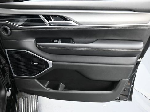 New 2026 Jeep Grand Wagoneer L Limited w/ Premium Group II image 18