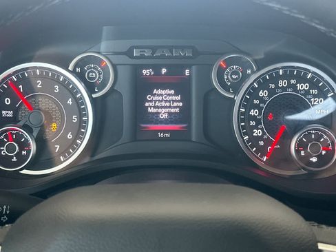New 2026 RAM 1500 Big Horn AWD/4WD image 27