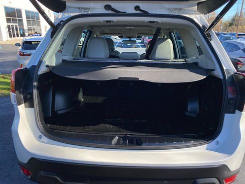Used 2024 Subaru Forester Limited image 15