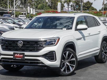 New 2026 Volkswagen Atlas Cross Sport SEL Premium R-Line