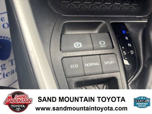 Used 2025 Toyota RAV4 XLE image 19