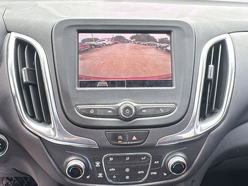 Used 2022 Chevrolet Equinox LT image 15