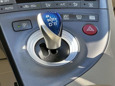 Used 2015 Toyota Prius Four image 13