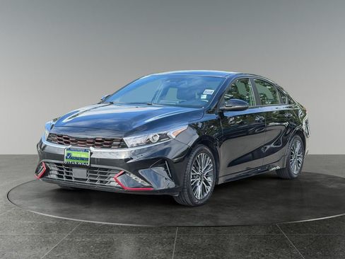 Used 2023 Kia Forte GT-Line w/ GT-Line Technology Package FWD image 3