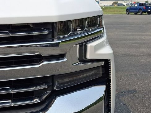 Used 2019 Chevrolet Silverado 1500 LTZ w/ LTZ Premium Package AWD/4WD image 9