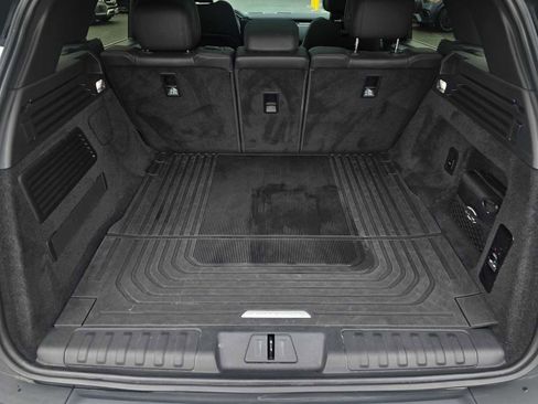 Used 2024 Land Rover Range Rover Sport Dynamic SE image 15