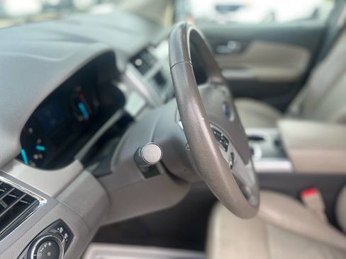 Used 2013 Ford Edge SEL image 20