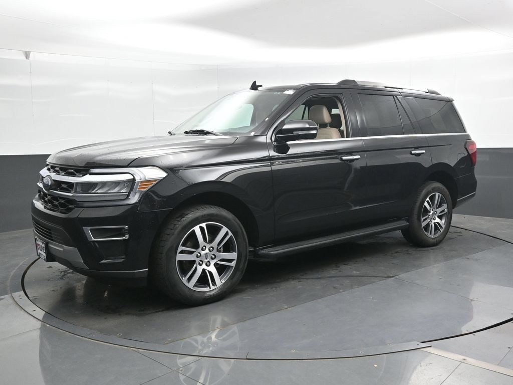 Used 2024 Ford Expedition Limited AWD/4WD image 7