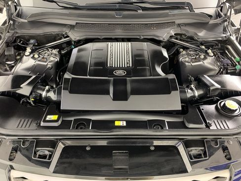 Used 2016 Land Rover Range Rover Sport SE image 10