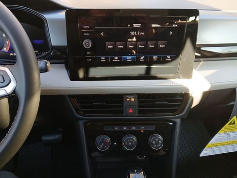 New 2026 Volkswagen Taos S image 18