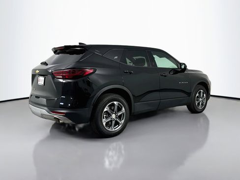Used 2025 Chevrolet Blazer LT AWD/4WD image 7