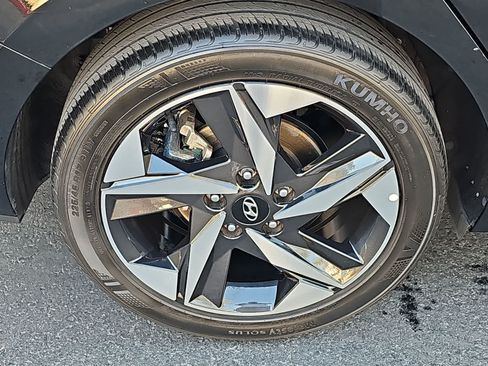 Used 2023 Hyundai Elantra SEL w/ Convenience Package FWD image 12