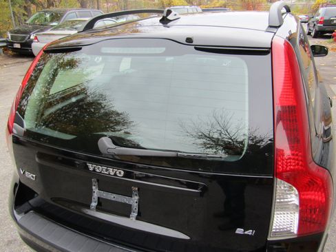 Used 2008 Volvo V50 2.4i image 13