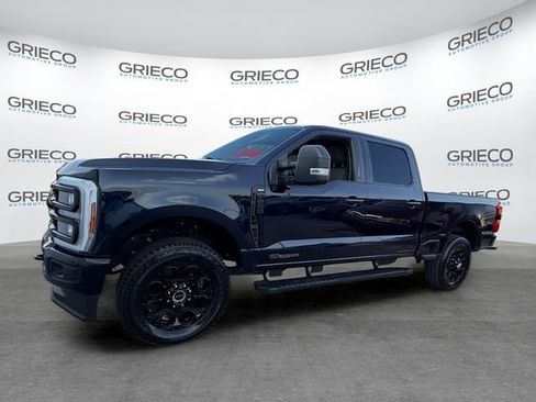 Used 2024 Ford F250 XLT w/ Black Appearance Package AWD/4WD image 3