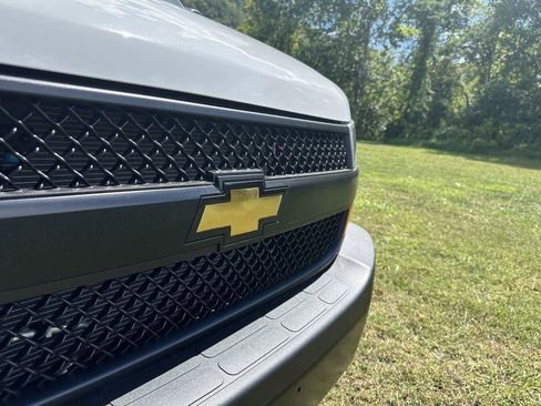 New 2025 Chevrolet Express 3500 w/ Driver Convenience Package image 3