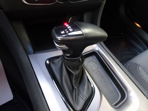 Used 2021 Dodge Charger SXT w/ Blacktop Package image 15