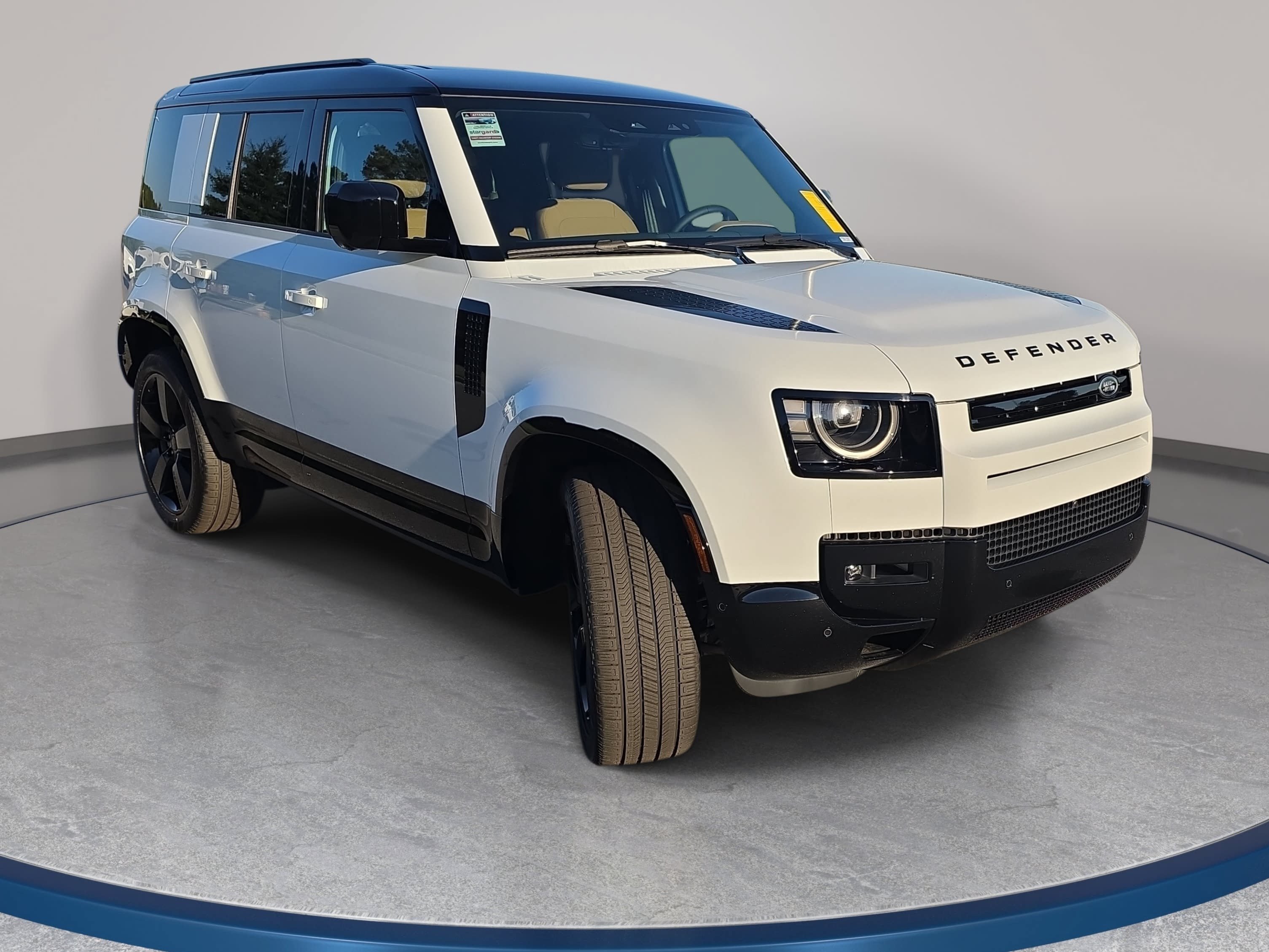 New 2026 Land Rover Defender 110 X-Dynamic SE AWD/4WD image 3