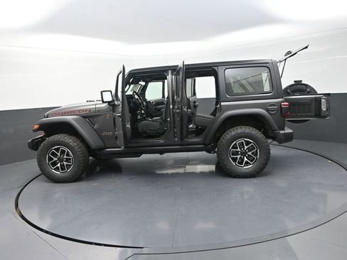 New 2026 Jeep Wrangler Unlimited Rubicon AWD/4WD image 31