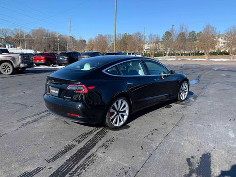 Used 2018 Tesla Model 3 Performance image 11