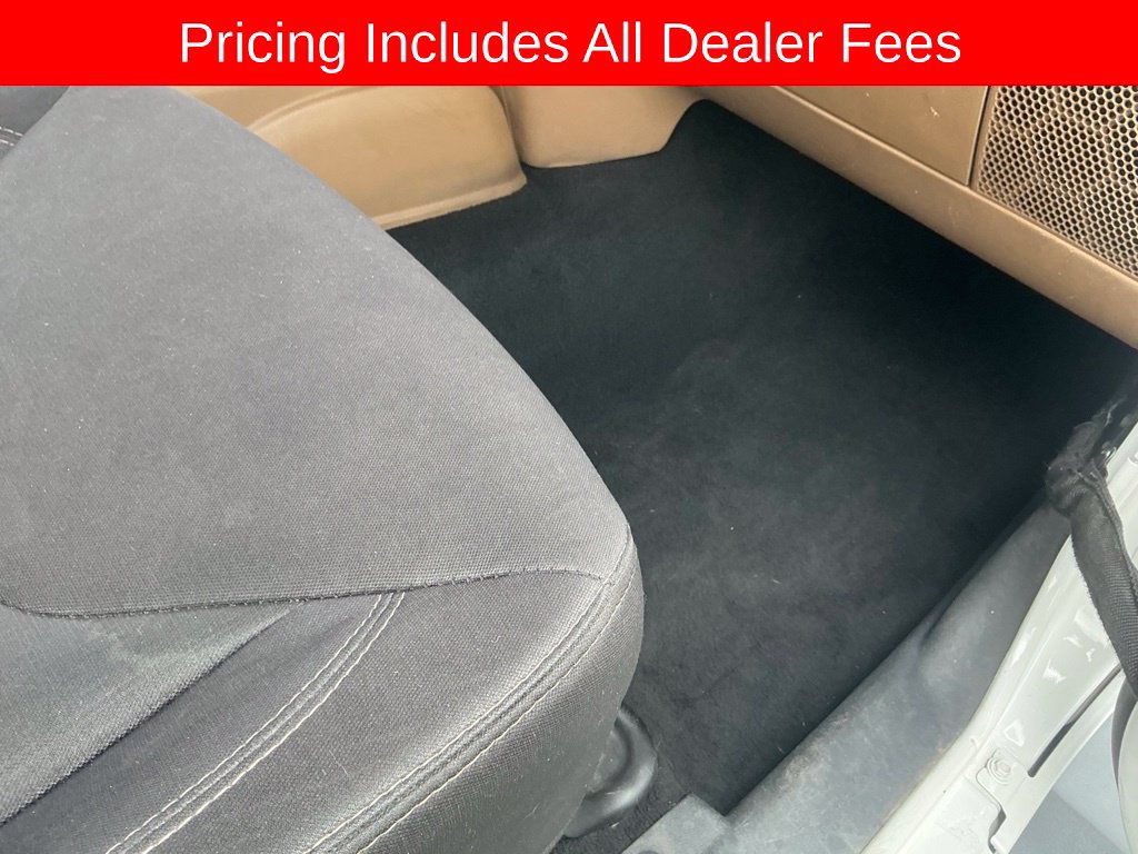 Used 2013 Jeep Wrangler Unlimited Sahara w/ Dual Top Group AWD/4WD image 19