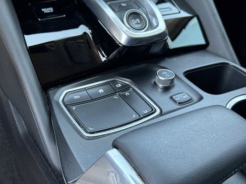 Used 2023 Acura MDX FWD w/ Technology Package image 24