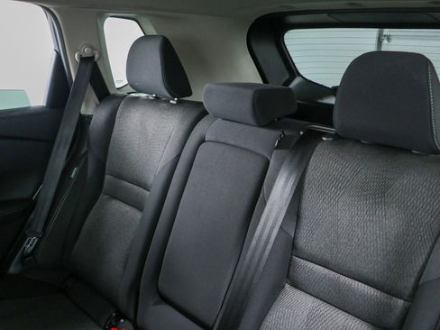 Used 2024 Nissan Rogue SV FWD image 24