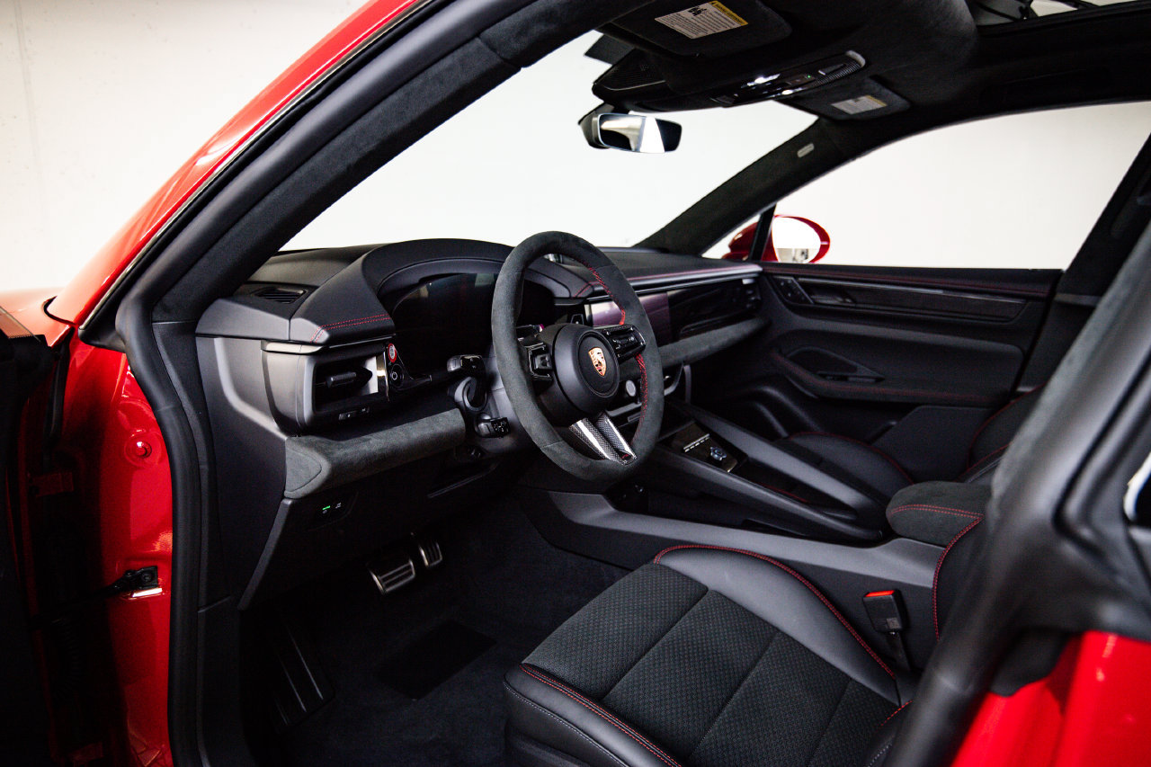 Used 2026 Porsche Macan GTS Electric AWD/4WD image 4