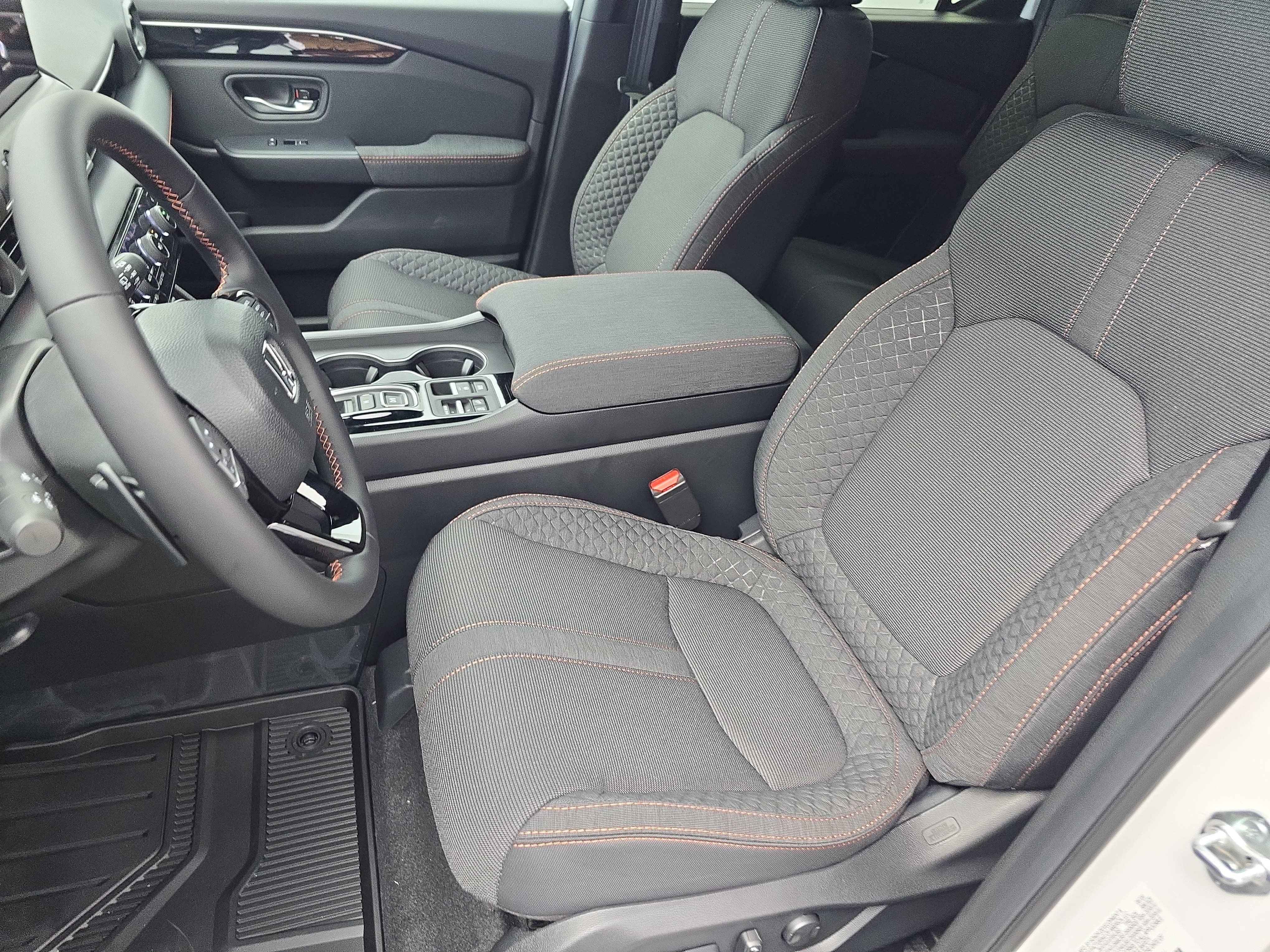 New 2026 Honda Pilot Sport image 16
