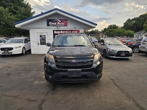 Used 2014 Ford Explorer Sport w/ Equipment Group 401A AWD/4WD image 2