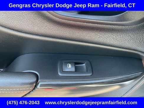 Used 2017 Jeep Cherokee High Altitude AWD/4WD image 37