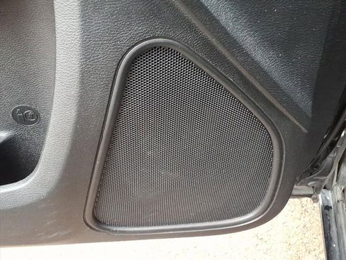 Used 2017 Dodge Charger SXT image 15