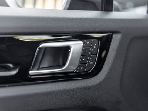 Certified 2022 Porsche Cayenne image 20