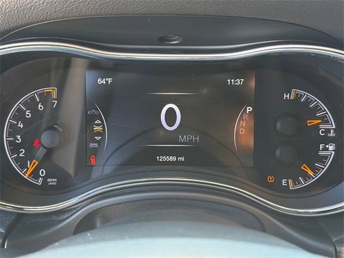 Used 2019 Jeep Grand Cherokee Laredo image 27