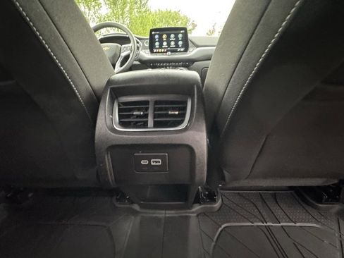 Certified 2025 Chevrolet Blazer LT w/ LPO, Floor Liner Package image 32