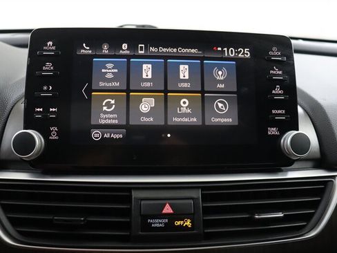 Used 2018 Honda Accord EX image 14
