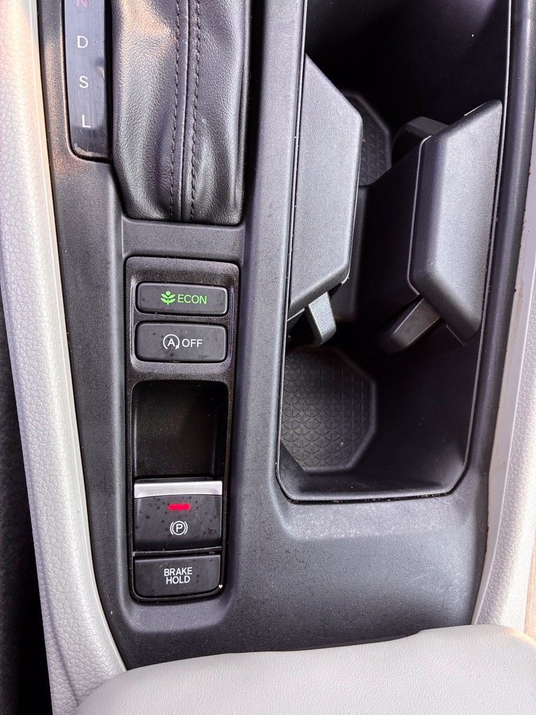 Used 2023 Honda Accord EX image 35