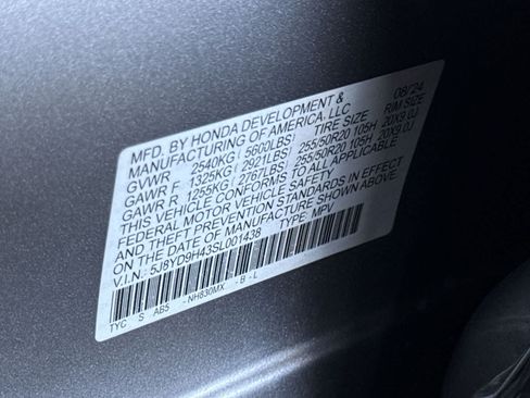 Used 2025 Acura MDX FWD w/ Technology Package image 29