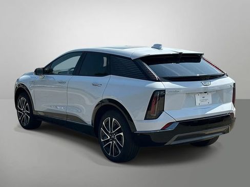 New 2027 Cadillac Optiq Sport w/ LPO, Floor Liner Package AWD/4WD image 16