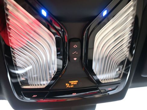 Used 2025 BMW M240i xDrive Coupe image 32