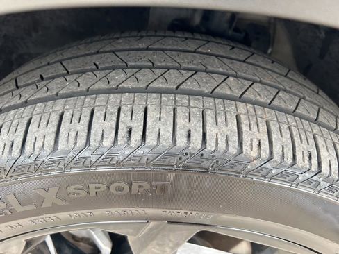 Certified 2024 Kia Sorento SX image 47