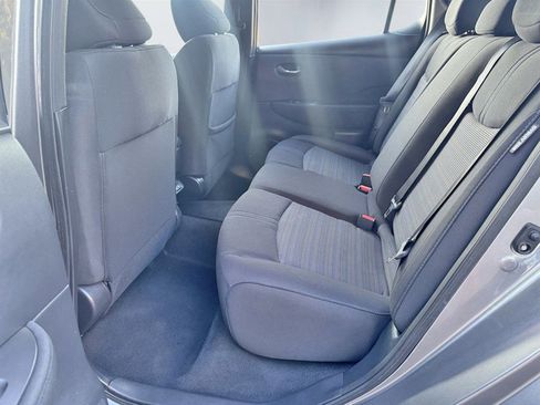 Used 2022 Nissan Leaf S image 19