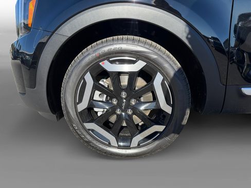 New 2025 Kia Telluride EX image 9
