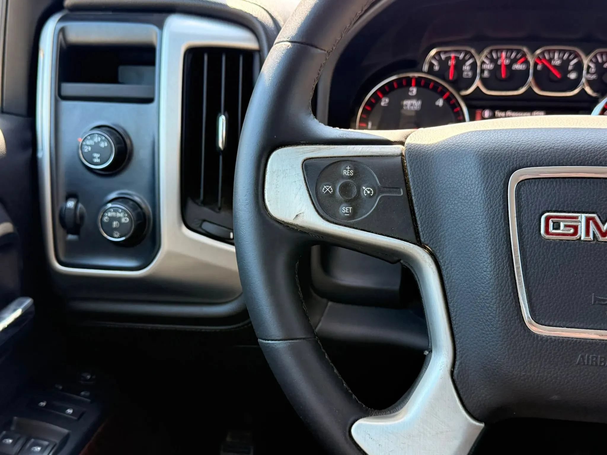 Used 2016 GMC Sierra 1500 SLE w/ Suspension Package, Off-Road AWD/4WD image 19
