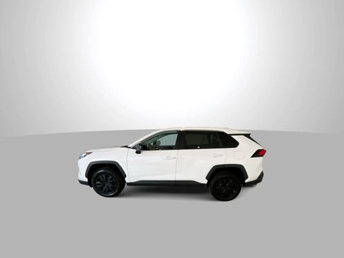 Certified 2024 Toyota RAV4 LE image 5