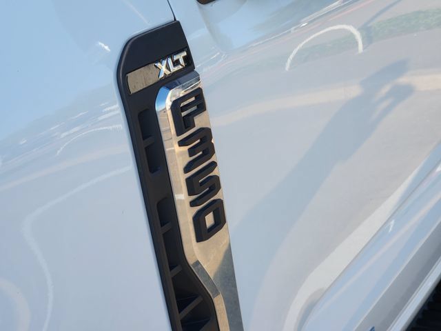 Used 2025 Ford F350 XLT w/ FX4 Off-Road Package AWD/4WD image 10