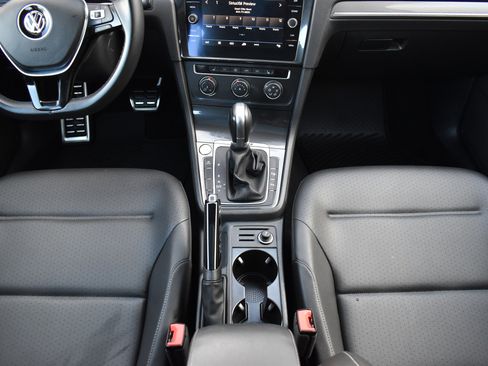Used 2019 Volkswagen Golf Alltrack SE image 21