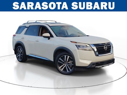 Used 2023 Nissan Pathfinder Platinum w/ Cargo Package