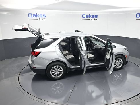 Used 2022 Chevrolet Equinox LS w/ LS Convenience Package FWD image 55